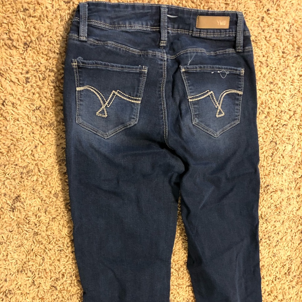 Capris - Picture 2 of 3